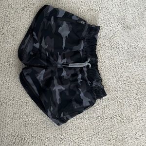 Camo black Athleta shorts